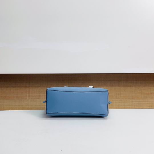 CH228 25X19X11cm AZ 3色 7