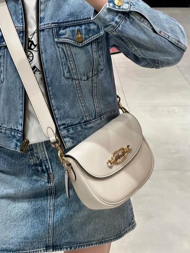 CM705 22X17.5X6cm AZ 3色 1