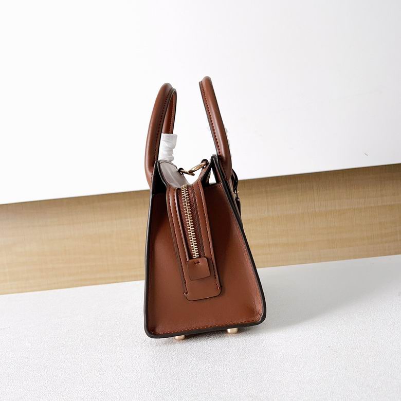 CP081 22X16.5X11.5cm AZ 5