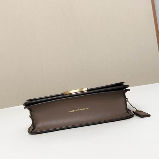 CP131 23X11X7cm AZ 4色 16