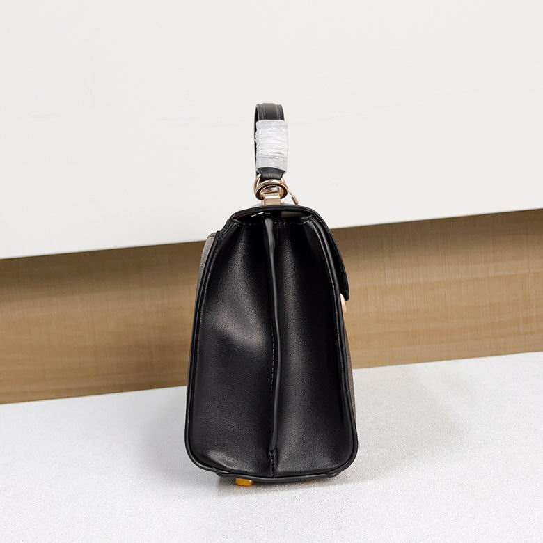 CR530 27X17X10cm AZ 2色 6