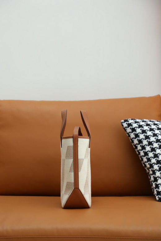 Cabas h en biais 080507 AM (3)