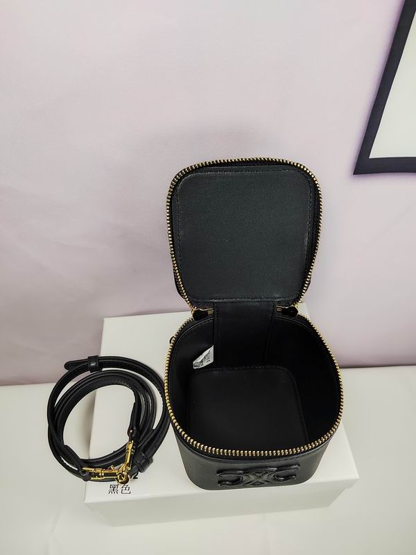 Celine 10J762 9.5x8x9cm zy1_ (18)