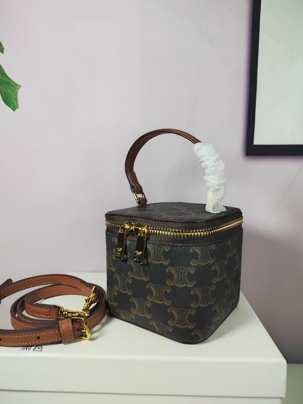 Celine 10J762 9.5x8x9cm zy1_ (31)