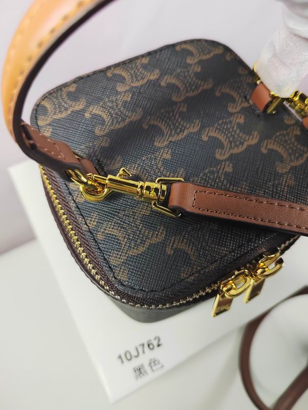 Celine 10J762 9.5x8x9cm zy1_ (35)
