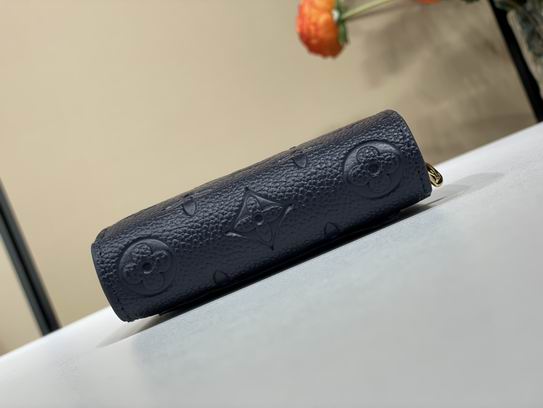 Claire M83362 11x8.5x3.5cm gf_3