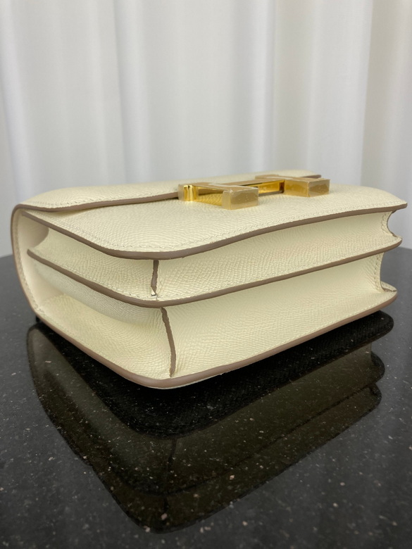 Constance 18cm 121402 AM 14 (5)