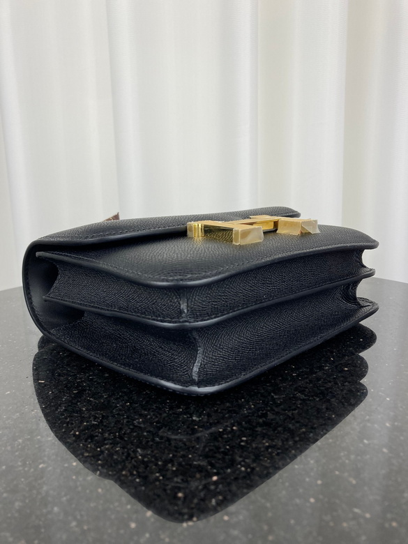 Constance 18cm 121402 AM 20 (5)