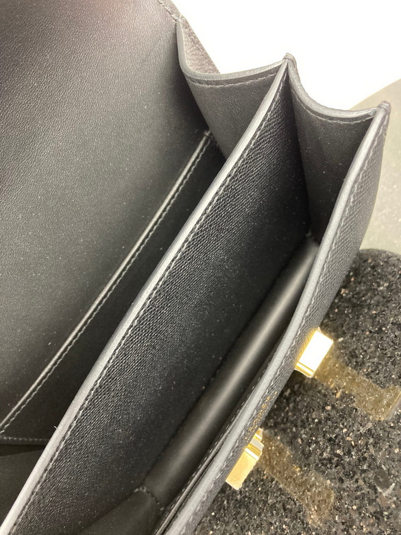 Constance 18cm 121402 AM 20 (6)