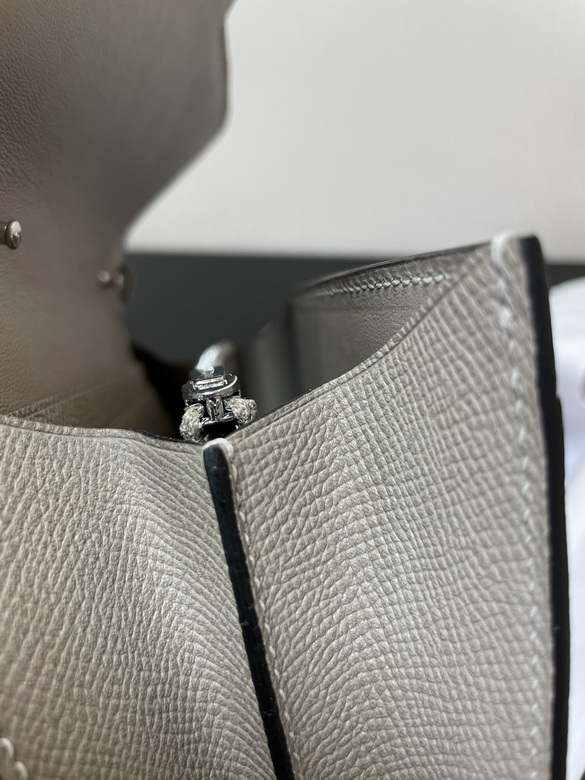 Constance E709 20.5X13X2cm AM 11 (17)