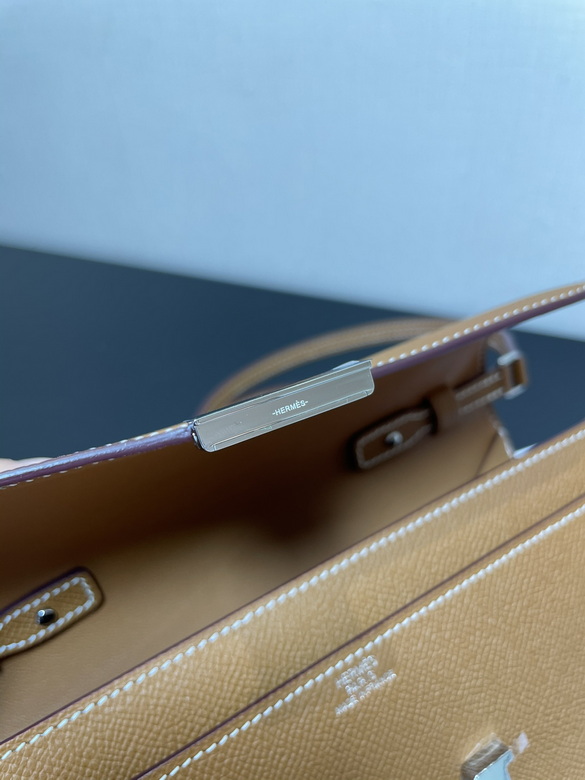 Constance E709 20.5X13X2cm AM 12 (7)