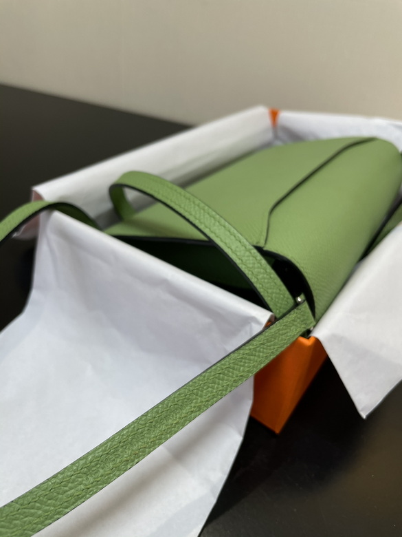 Constance E709 20.5X13X2cm AM 15 (8)