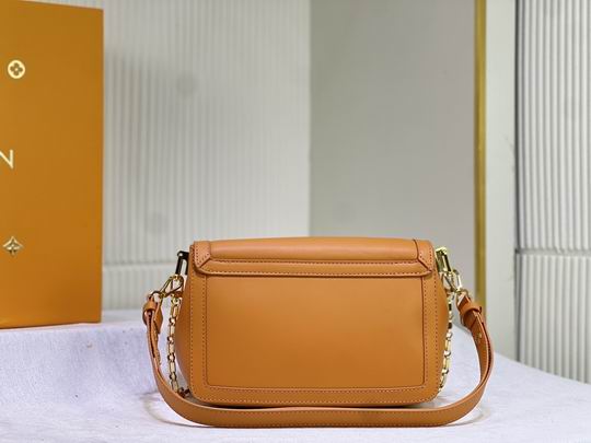 Dauphine M25050 24x17x9cm ss2_5