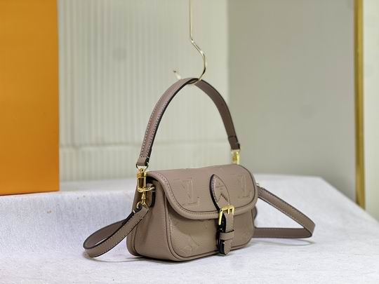 Diane M83300 M45985 19x10.5x6cm ss3_2