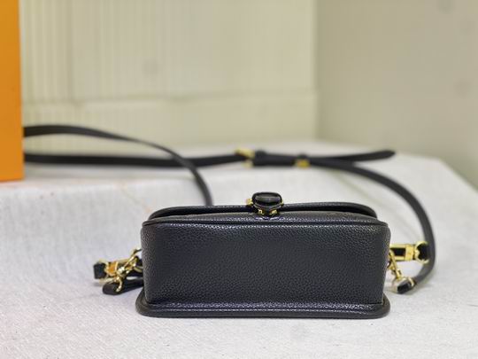 Diane M83300 M45985 19x10.5x6cm ss4_3