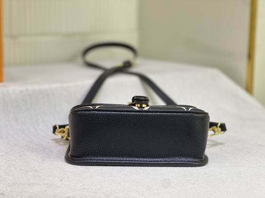 Diane M83300 M45985 19x10.5x6cm ss6_5