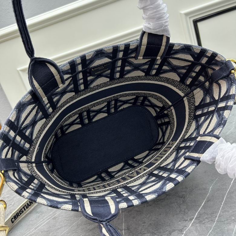 Dior 1266 40x26x13cm ww (15)