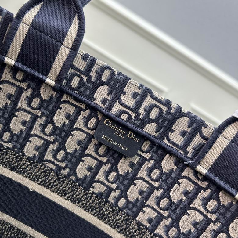 Dior 1266 40x26x13cm ww (8)