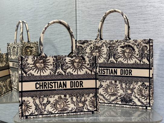 Dior 1286 41x35x18cm wz1_1