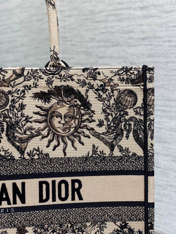 Dior 1286 41x35x18cm wz1_4