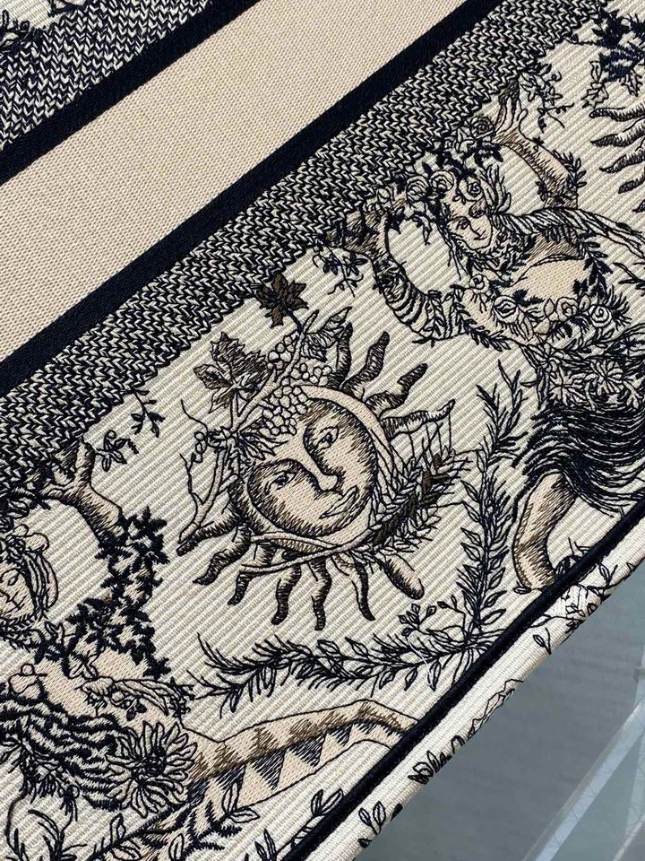 Dior 1286 41x35x18cm wz1_8