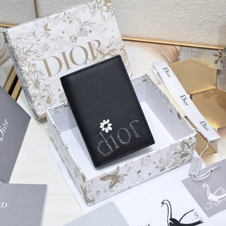 Dior 2ESCH138 8.2x11.2cm ww (1)