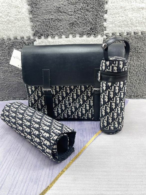 Dior 42x30x15cm CX (1)