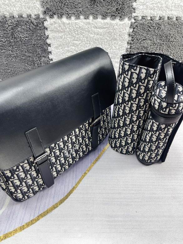 Dior 42x30x15cm CX (2)