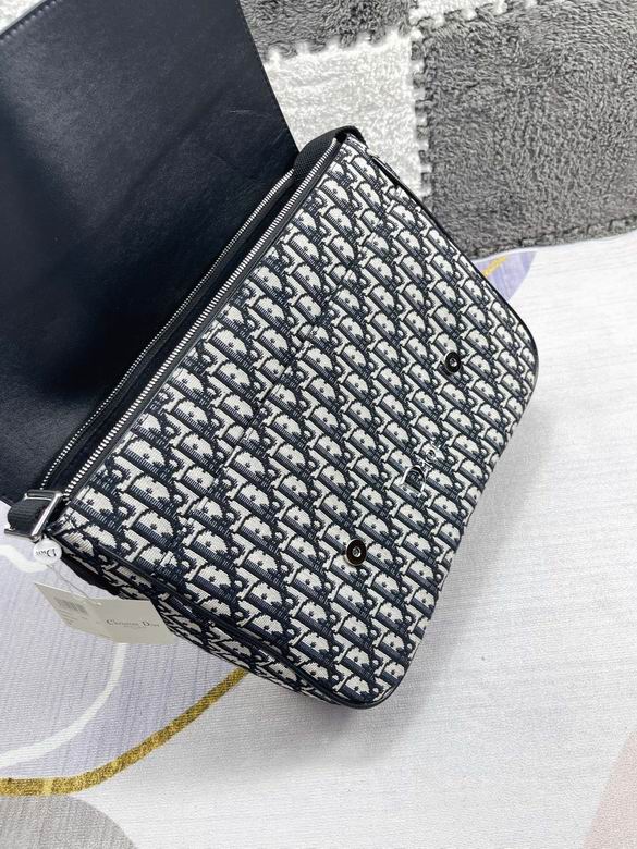 Dior 42x30x15cm CX (4)