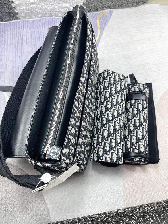 Dior 42x30x15cm CX (5)