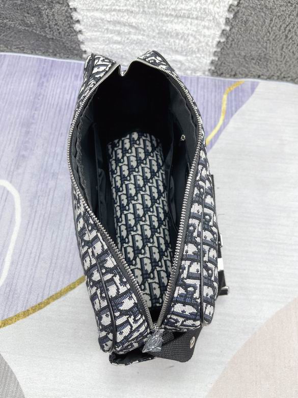 Dior 42x30x15cm CX1 (7)