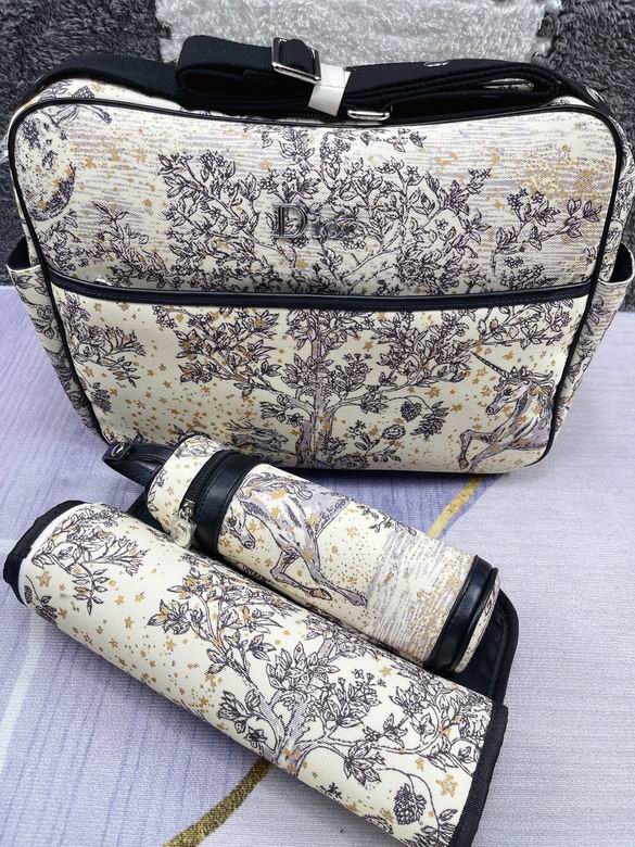 Dior 42x30x15cm CX2 (2)