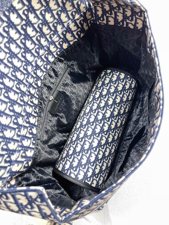 Dior 42x32x15cm CX (8)