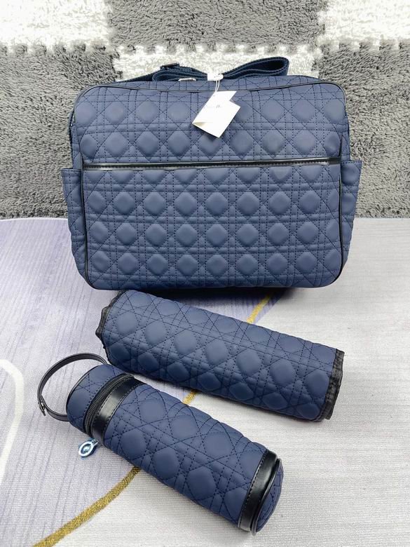 Dior 42x32x15cm CX 2 (4)