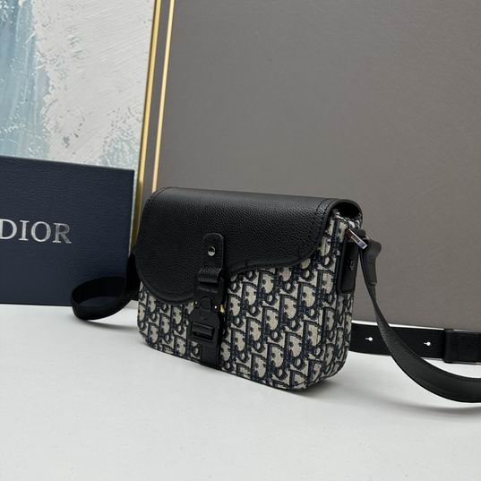Dior 6612 23x18x6cm ww (3)
