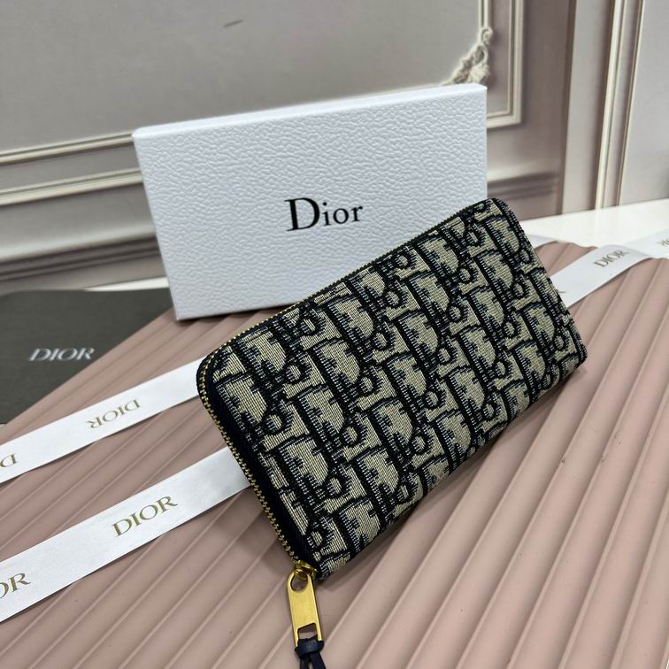 Dior 666107 19x10x2.5cm zy (2)