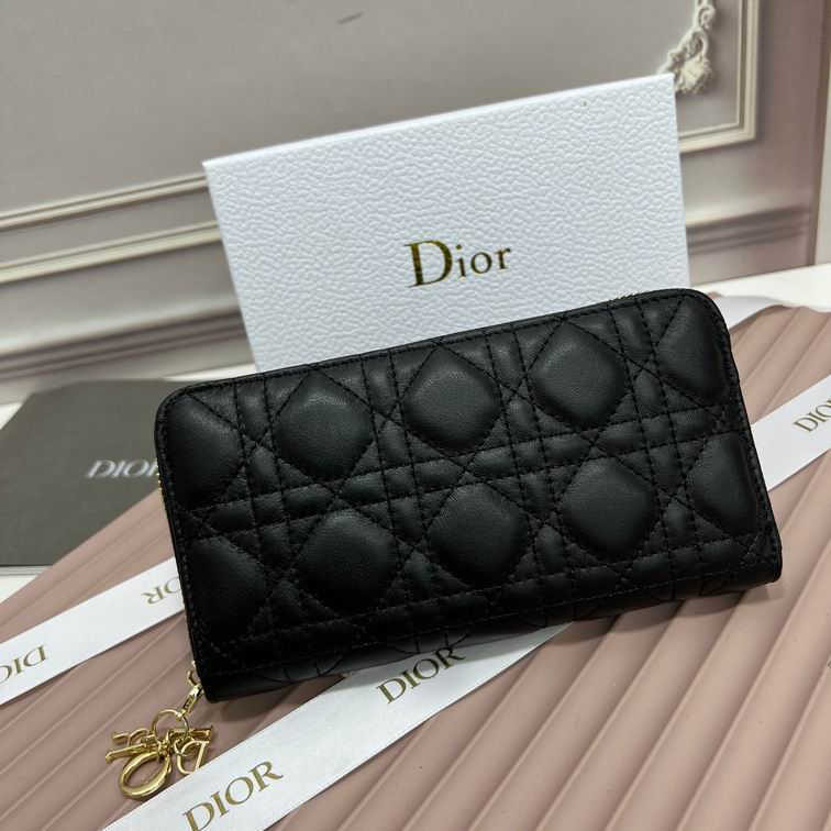 Dior 666114 19x10x2.5cm zy (1)