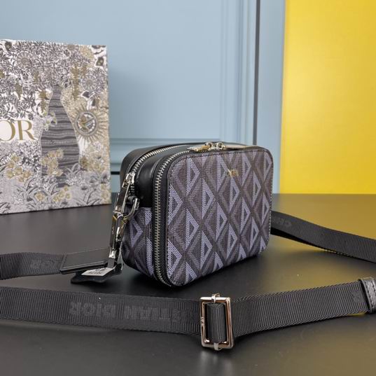 Dior 7017 17x12.5x5cm ww (11)