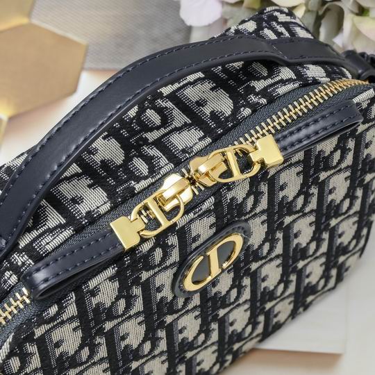 Dior 9933 19x5x14cm ww (4)