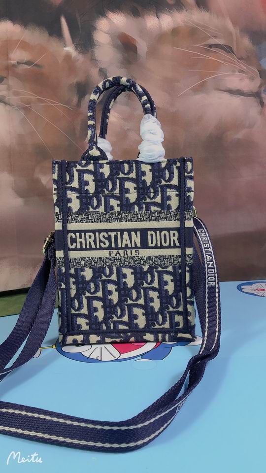 Dior Book Tote 13x7x13cm zy (1)