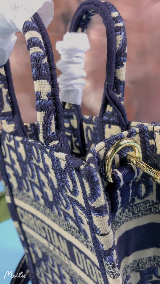 Dior Book Tote 13x7x13cm zy (5)