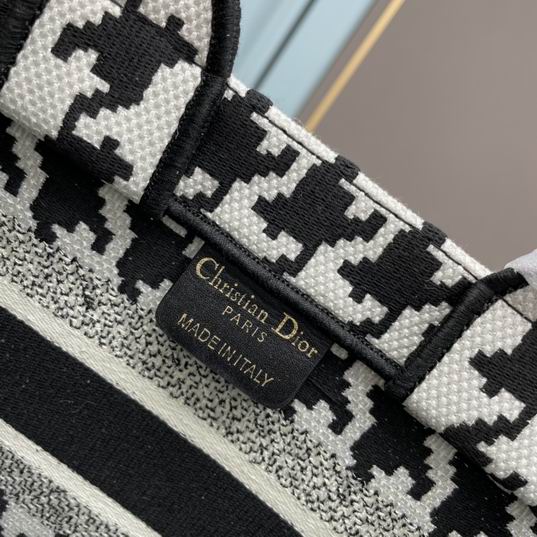 Dior Book Tote M1265 26.5x21x14cm ww (7)