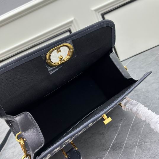 Dior Boston 9578 29x20x17cm ww (23)
