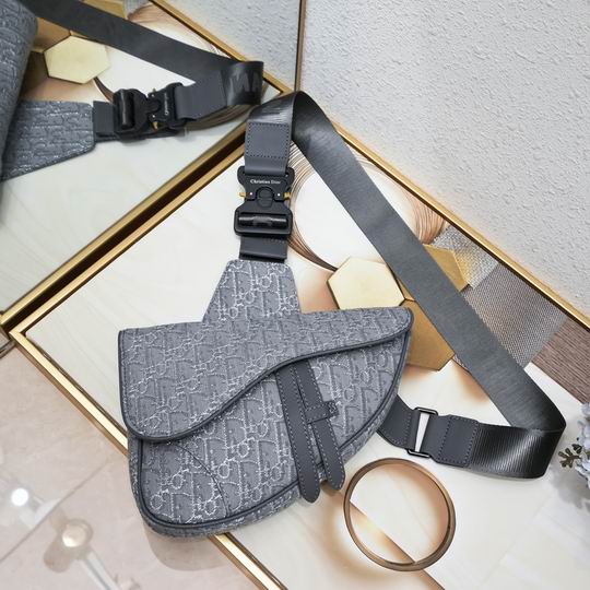 Dior CD-1040 20x28.6x5cm ww (2)