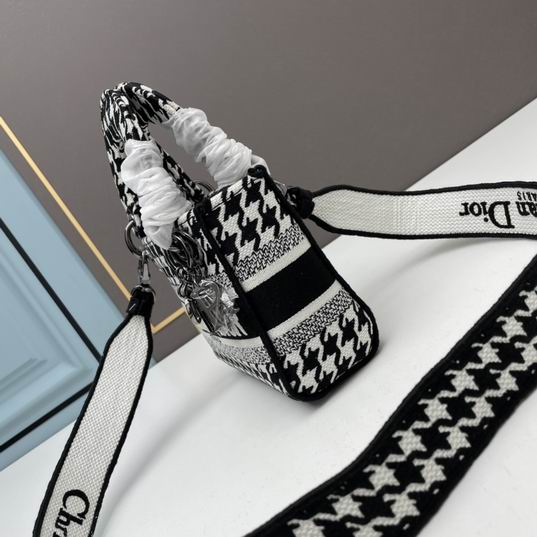 Dior D-Lite 17x15x7cm ww (4)