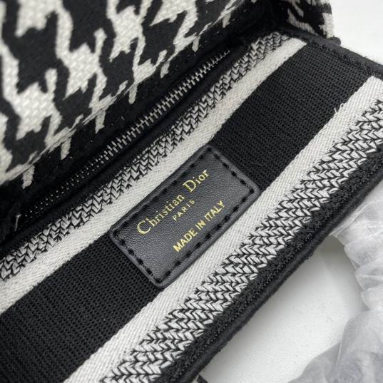 Dior D-Lite 17x15x7cm ww (7)