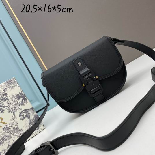 Dior Gallop 1070 20.5x16x5cm ww (1)