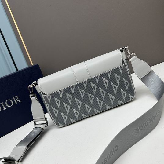 Dior Hit the Road 6608 27x17x9cm ww (2)