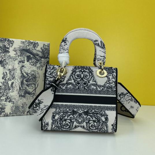 Dior Lady 1295 24x20x11cm ww (11)