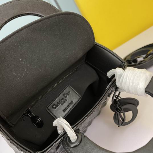 Dior Lady 9103 17x15x7cm ww (16)